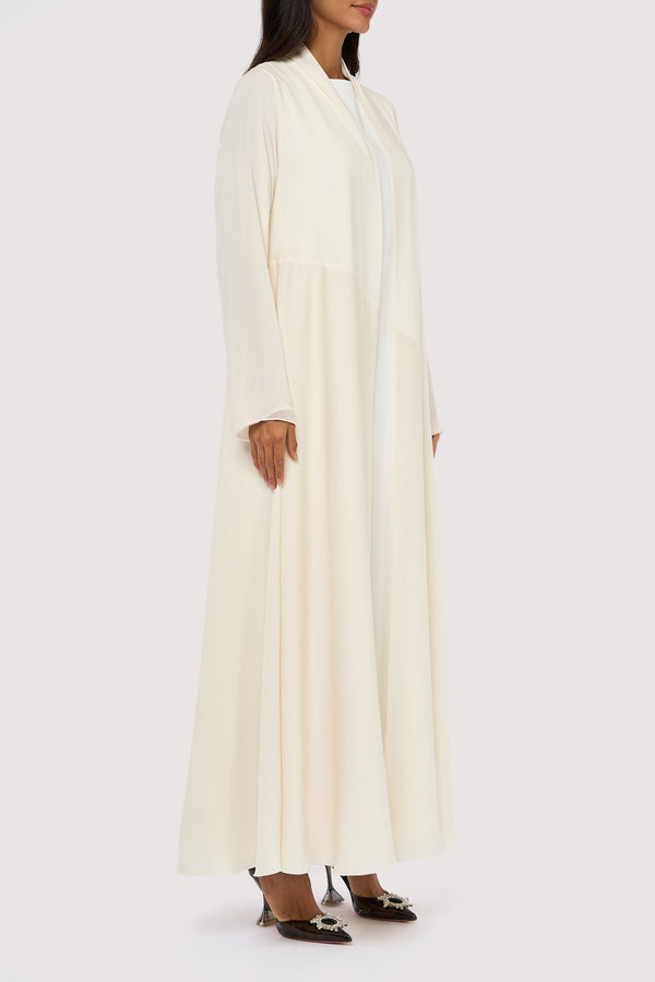 The Mousse | White