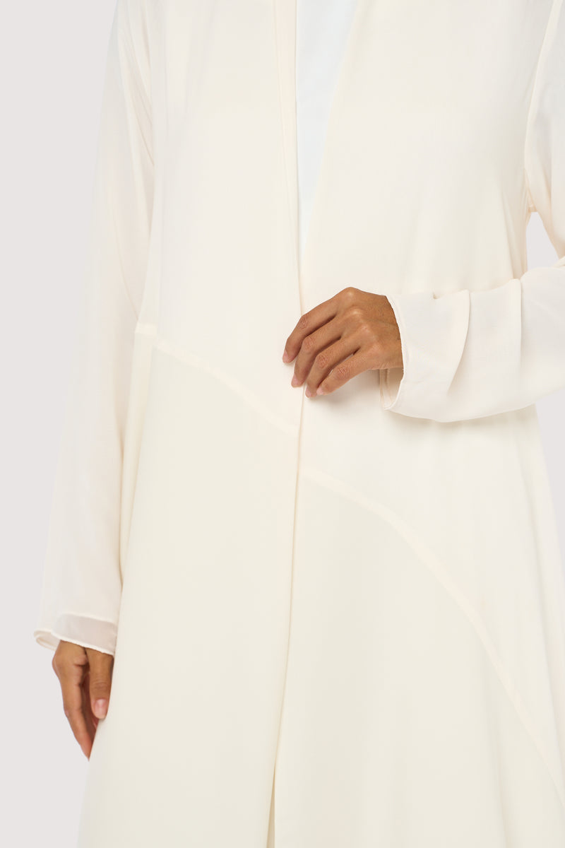 The Mousse | White