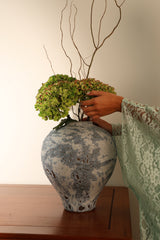 Azure Vase 02