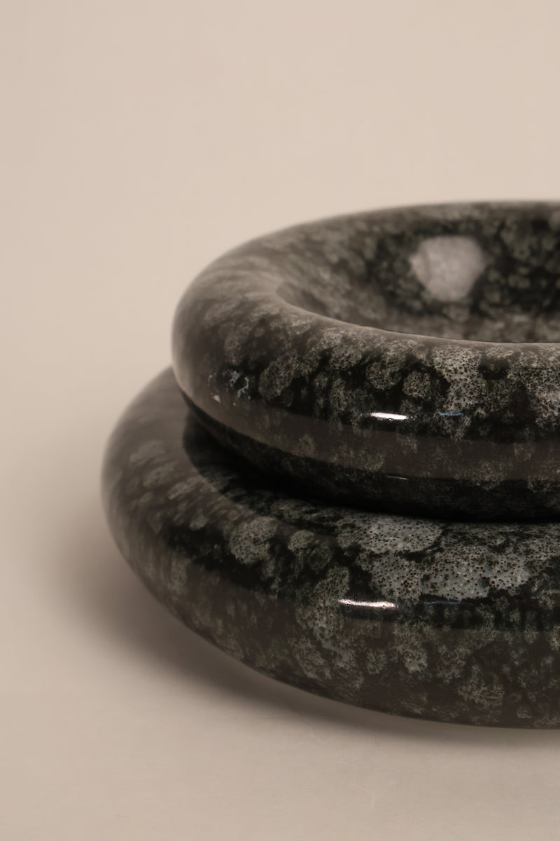 NARA | Medium Graphite Plate