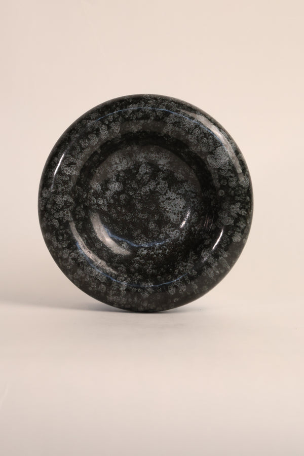 NARA | Medium Graphite Plate