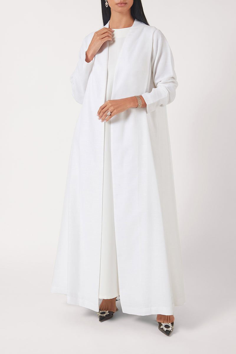 The Mahra | White