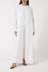 The Mahra | White