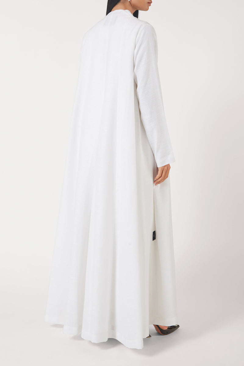 The Mahra | White